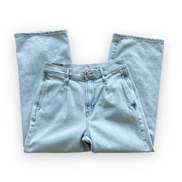 American Eagle Wide Leg Crop Light Blue Balloon‎ Waist Jeans Size 2 Light Wash - Picture 1 of 11
